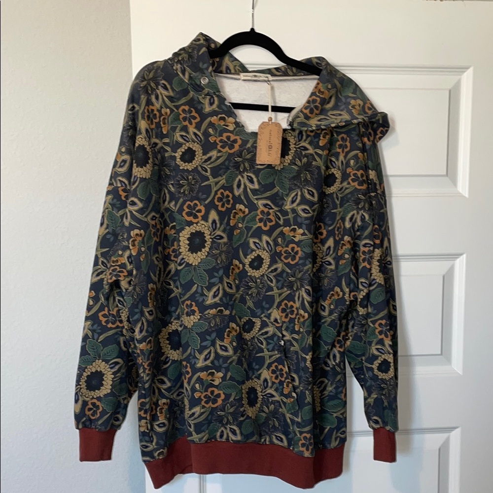 NATURAL LIFE Sunflower Pattern Hoodie - Green and Rust - Picture 2 of 7